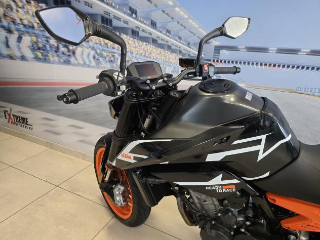 KTM 890 Duke GP 02/2023 - Km 12200 - Foto 10