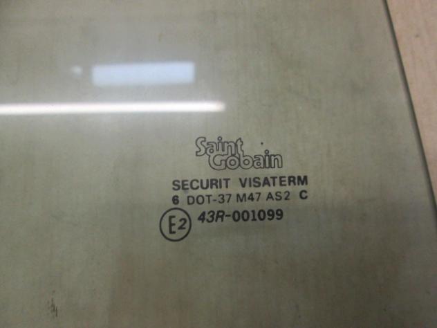 176589630 VETRO SCENDENTE PORTA POSTERIORE DESTRA SAINT GOBAIN LANCIA THEMA 2.0 B RICAMBIO NUOVO AZZURRO - Foto 2