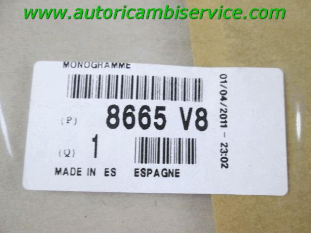 8665V8 STEMMA LOGO FREGIO POSTERIORE "C8" CITROEN C8 2.2 D 5M 5P 94KW (2005) RICAMBIO USATO - Foto 2