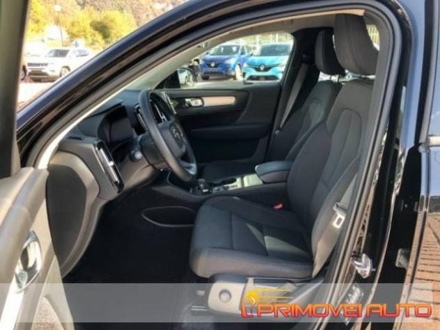 VOLVO XC40 B4 AWD Geartronic Momentum Pro rif. 19105153 - Foto 2