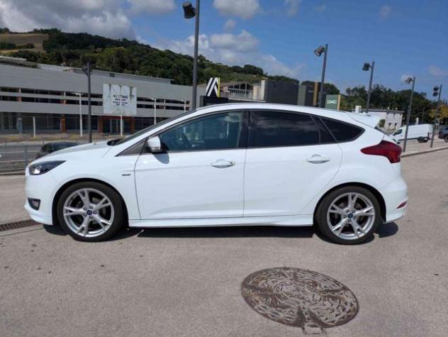 FORD Focus 1.0 EcoBoost 125 CV Start&Stop ST Line rif. 23958448 - Foto 3