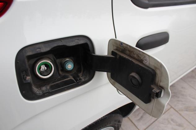 Fiat Panda 0.9 TwinAir Turbo Natural Power Easy - Foto 7