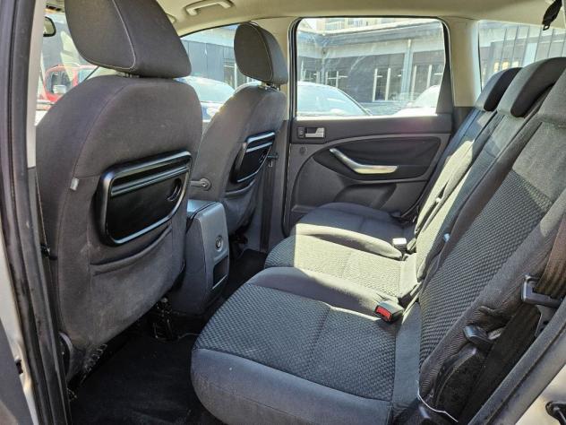 Ford C-Max 1.6 TDCi 90 CV Titanium - Foto 8