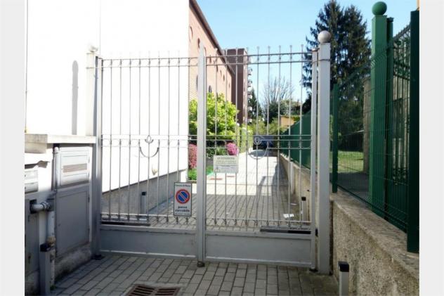 Monza Via Boito 76 vicinanze Ospedale vendesi box di 34 mq. libero subito - Foto 9