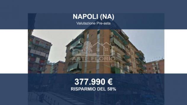 Immobile in asta di 340 m² con più di 5 locali in vendita a Napoli