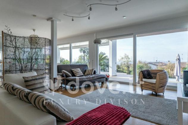 Villa di 380 m² con più di 5 locali e box auto in vendita a Colverde - Foto 15