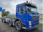 Volvo FM 380 4 assi a telaio configurazione 8x2