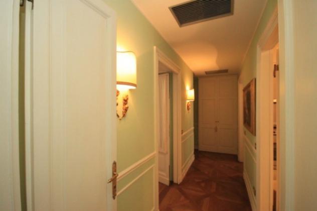 Appartamento di 450 m² con più di 5 locali e box auto doppio in vendita a Milano - Foto 4