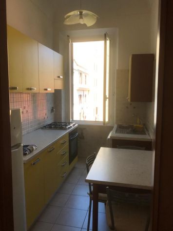 ampia stanza arredata Appio latino/San Giovanni - Foto 6