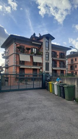 Picarelli (AV) bilocale arredato con box auto