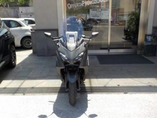 YAMAHA T-Max 560 Anno 2026 rif. 23939188