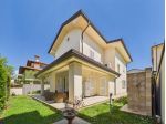 Villa in affitto a Forte dei Marmi 180 mq  Rif: 1409868