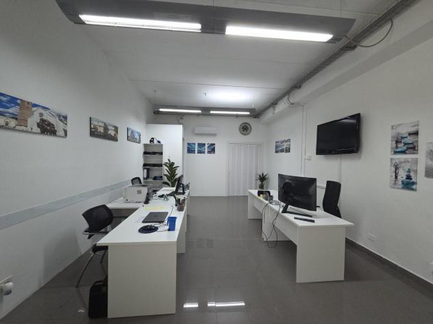 negozio in vendita a Porcari