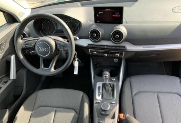 Audi Q2 SPORT*NAVI*CAR PLAY*GARANZIA 24 MESI AUDI - Foto 9