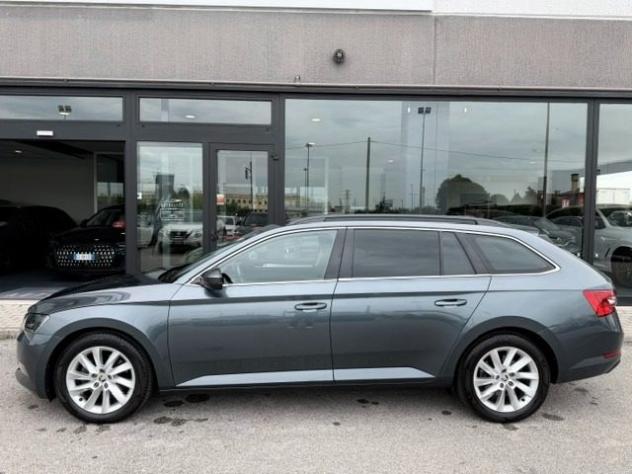 SKODA Superb 2.0 TDI 150CV DSG Wagon Style rif. 23983105 - Foto 6