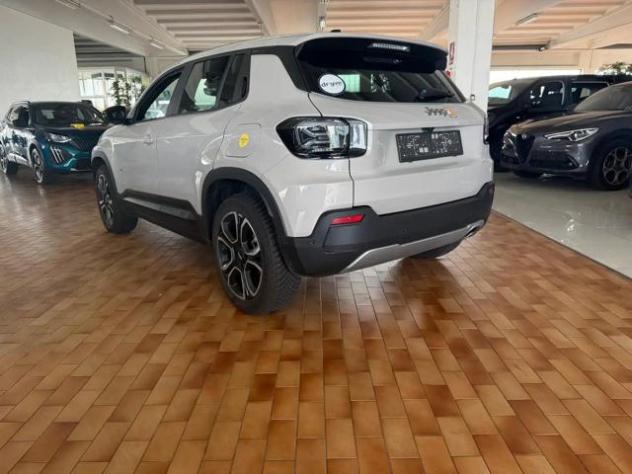 JEEP Avenger 1.2 Turbo 100 CV MHEV Summit rif. 24036968 - Foto 4
