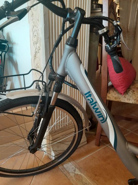 Bicicletta elettrica pedalata assistita - Foto 6