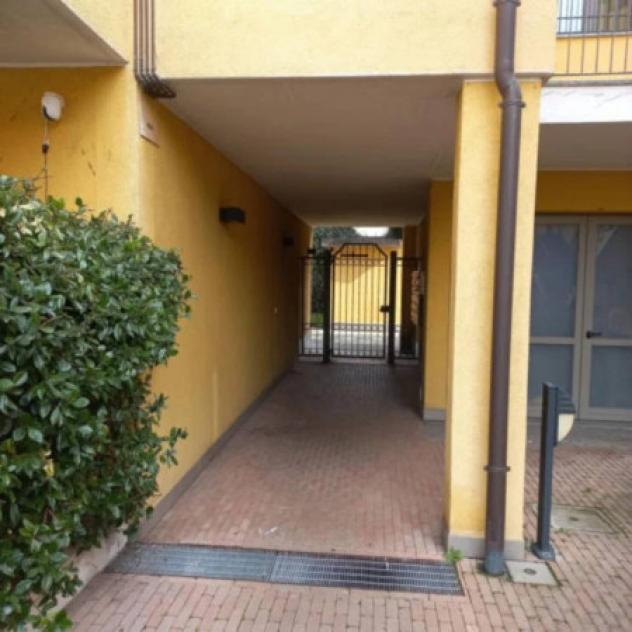 Immobile in asta di 66 m², box auto in vendita a Arese - Foto 3