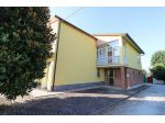 Casa singola in Vendita in zona VOLTANA con giardino