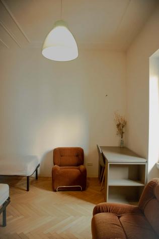 Bed in a shared room in Via Francesco Ingegnoli, Milano for 62 m² with 2 bedrooms - Foto 3