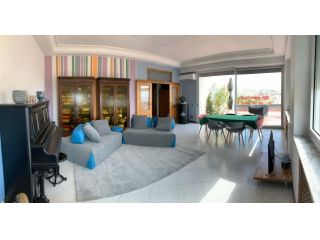 Apartment in Via Ferdinando Palasciano, Napoli for 220 m² with 3 bedrooms