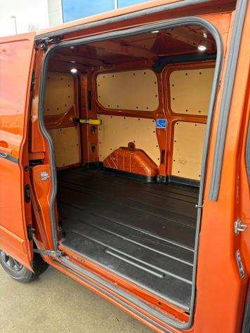 Ford Transit Custom 320 2.0 TDCi 130 aut. PC Furgone Trend - Foto 6