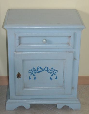 Cameretta singola, in legno massiccio con disegni dipinti - Foto 4