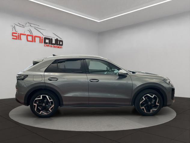 Volkswagen T-Roc T-Roc 1.5 etsi R-Line 150cv dsg - Foto 9