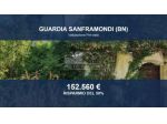 Immobile in asta di 624 m² con più di 5 locali e box auto in vendita a Guar &hellip;