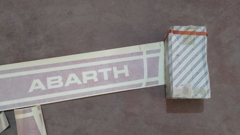 Adesivo destro Punto Abarth FIAT 71769144 ORIGINALE - Foto 3