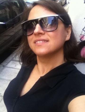 Donna di Prato. Fisico Normale Tel: