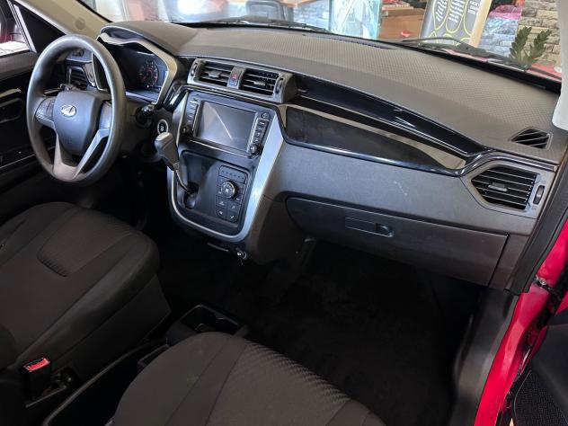 Mahindra KUV100 1.2 VVT K8 - Foto 10