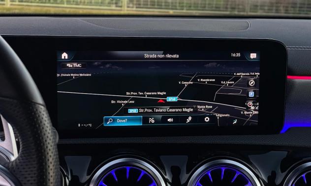 MERCEDES A 180 d Automatic Premium Edition - Foto 9