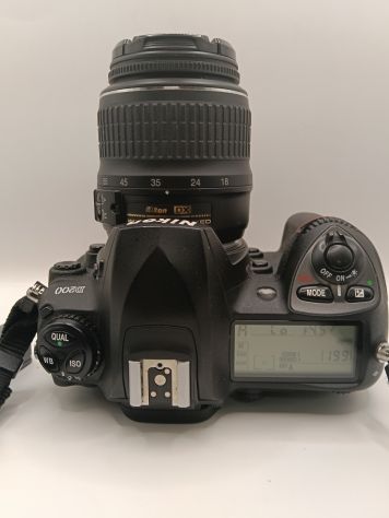 Nikon D200 con obiettivo e accessori - Foto 4