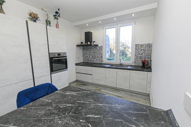 casa indipendente in vendita a Ceranesi