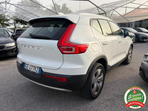 VOLVO XC40 T2 Geartronic Momentum rif. 24051306 - Foto 6