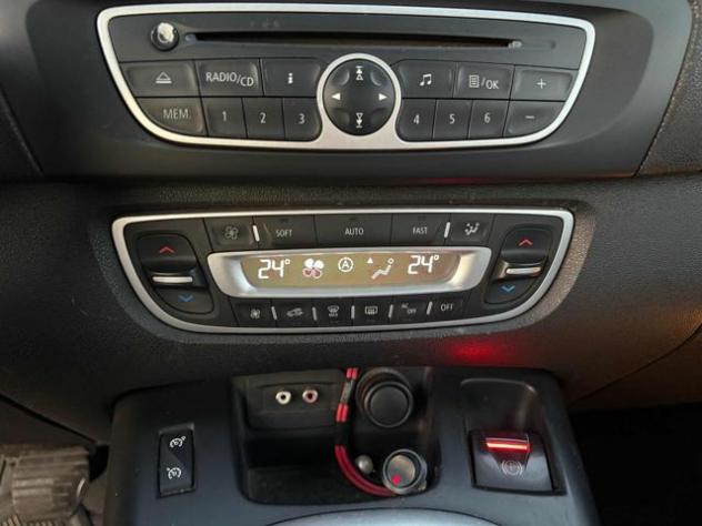 RENAULT Scenic X-Mod 1.5 dCi 110CV Luxe rif. 23793151 - Foto 9