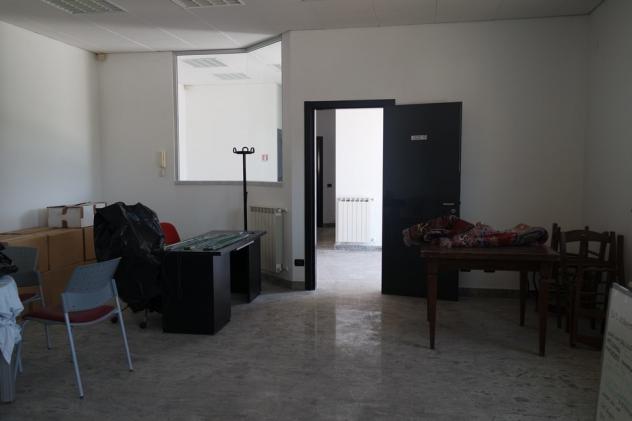 Capannone commerciale in vendita a Avenza - Carrara 800 mq Rif: 1123071 - Foto 5