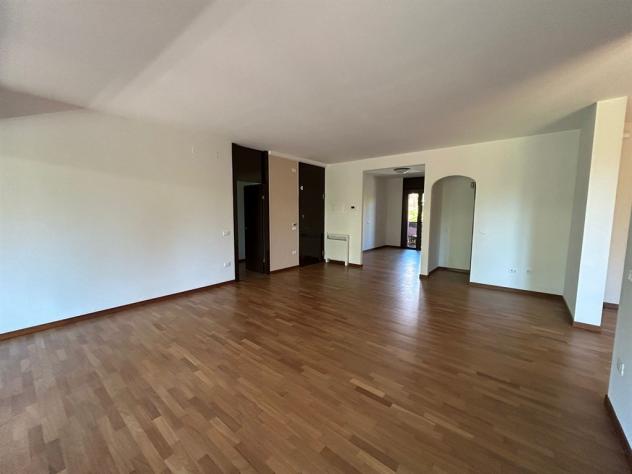 QUADRILOCALE RISTRUTTURATO - RESIDENZA SOLCO - Foto 4