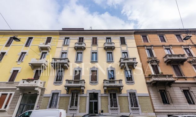 TRE LOCALI AFFASCINANTE IN STABILE D’EPOCA – VIA UBERTI