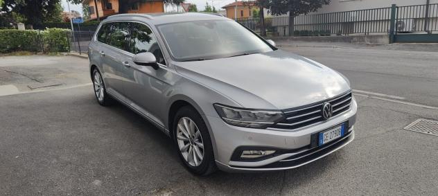 Volkswagen Passat Variant 2.0 TDI SCR 122 CV EVO DSG Business - Foto 3