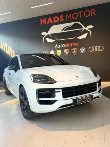 PORSCHE Cayenne Coupé 3.0 V6 E-Hybrid rif. 24088516 - Foto 2