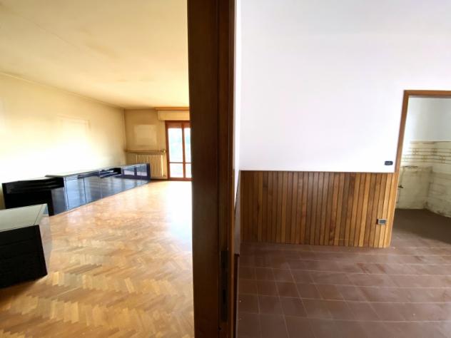 Elegante, panoramico appartamento posto in zona di pregio. - Foto 10