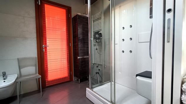 Seregno (MB) ATTICO con Piscina Privata e doppio ingresso per due unità abitative distinte ma adiacenti - Foto 19