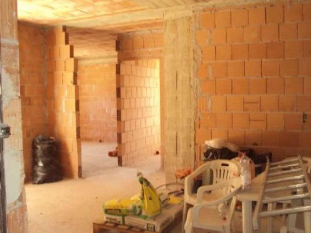 Immobile in asta di 113 m², box auto in vendita a Trevi - Foto 17