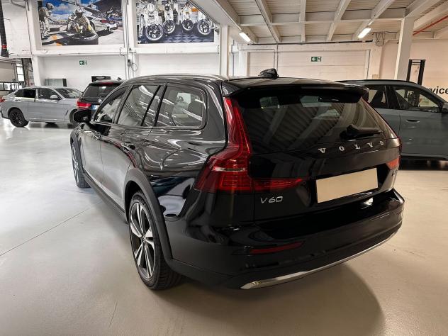Volvo V60 Cross Country V60 II 2023 Cross Country 2.0 b4 Plus awd auto - Foto 4