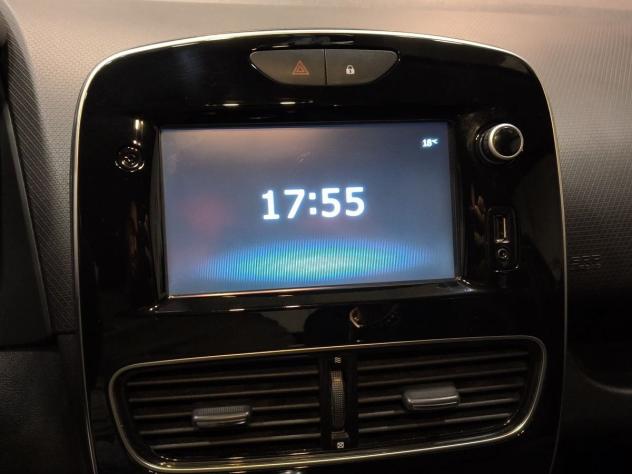 Renault Clio IV 2017 1.2 16v Life 75cv my18 - Foto 9