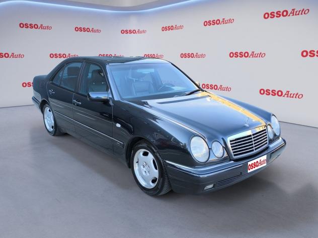 Mercedes-Benz Classe E 250 D 2.5 113 HP AVANTGARDE UNIPROPRIETARIO AMATORIALE - Foto 2