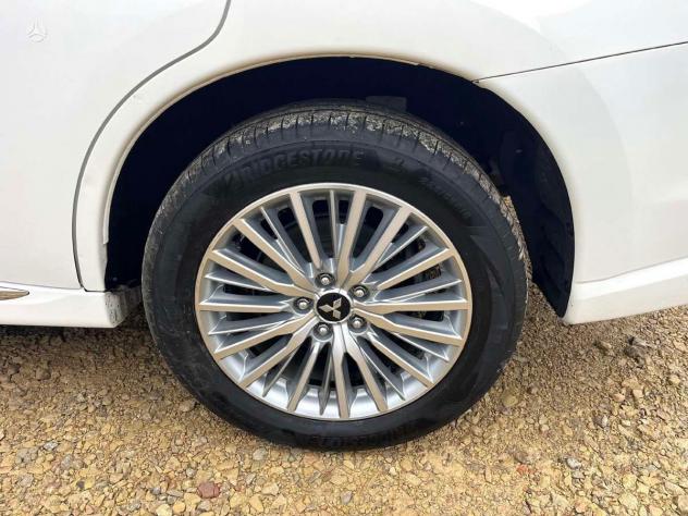Mitsubishi Outlander 2.0 MIVEC 4WD PHEV Instyle Diamond SDA - Foto 8