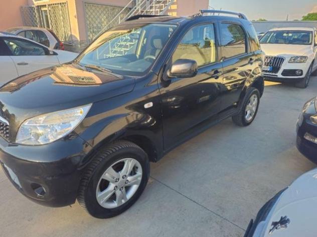 DAIHATSU TERIOS 1.5 GPL 4X4 CONDIZIONI PERFETTE RESTYLING - Foto 4